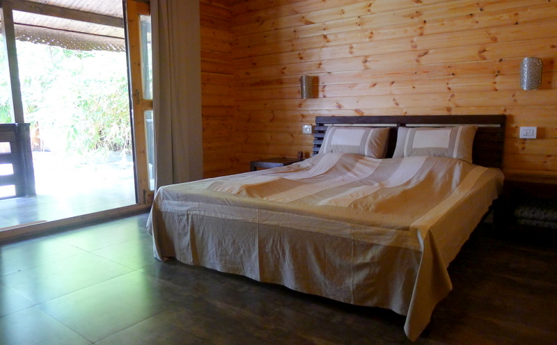 Deluxe Bungalow with Sea view photo 4 at Mamagoa Resort